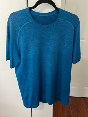 lululemon athletica Men's Short Sleeve Crew Tee - Teal Blue